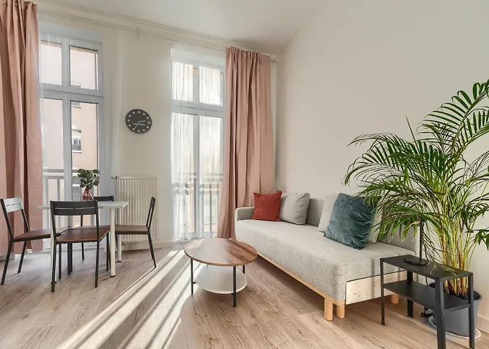 Kamienica Centrum Nr 6 شتشيتسين